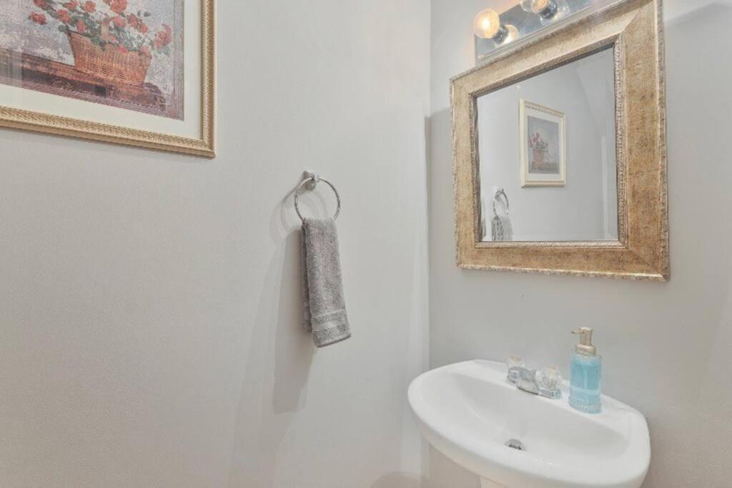 Beautiful Cozy 3-Bedroom Townhome Retreat Atlanta Exteriör bild