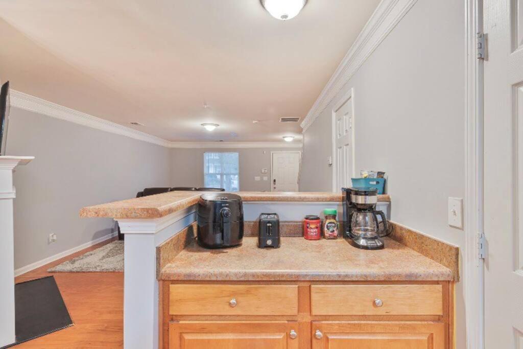 Beautiful Cozy 3-Bedroom Townhome Retreat Atlanta Exteriör bild